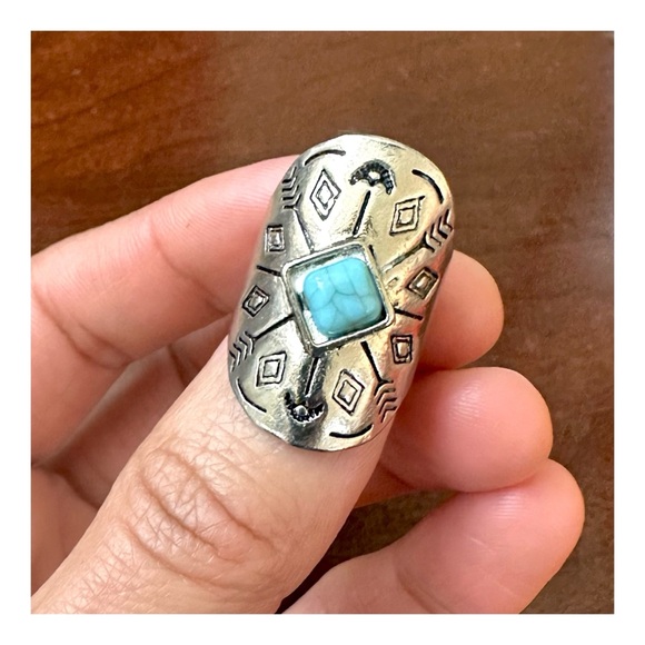 Jewelry - Turquoise and Silver Tribal Statement Ring NEW Size 4